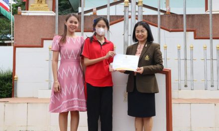 กิจกรรมมอบรางวัลการประกวดพานไหว้ครู ประเภทสวยงามและสร้างสรรค์ รางวัลคลิปวีดีโอสั้น และร่วมแสดงความยินดีแก่นักเรียนที่เข้าร่วมการแข่งขันฟุตบอลมวลชล “อำเภอเชียงดาว คัพ”