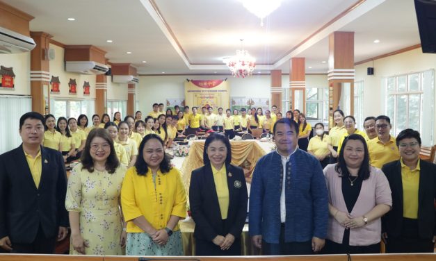 กิจกรรมการอบรมเชิงปฏิบัติการ หัวข้อ A.I. for Education and Research โดยมีวัตถุประสงค์เพื่อพัฒนาครูและบุคลากรทางการศึกษาในด้านการวิจัยในชั้นเรียน