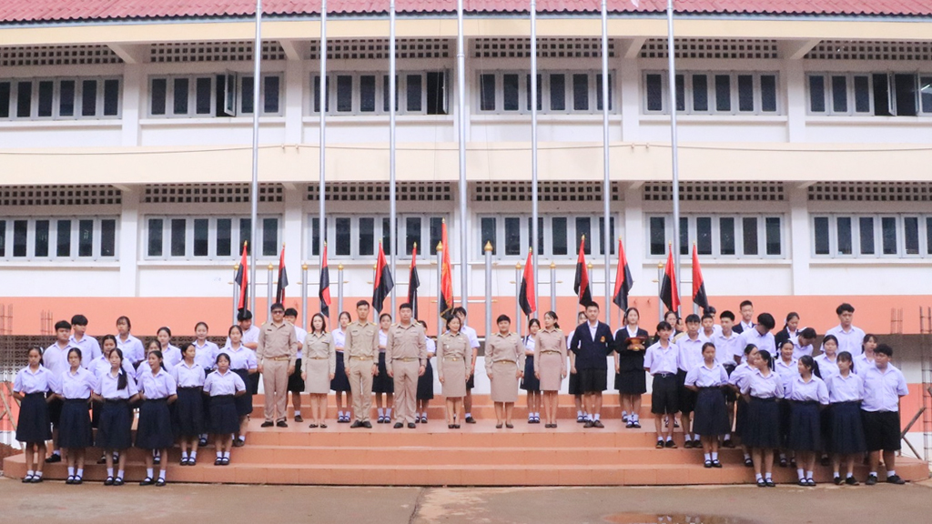 กิจกรรมการส่งมอบตำแหน่งคณะกรรมการสภานักเรียน ปีการศึกษา 2568