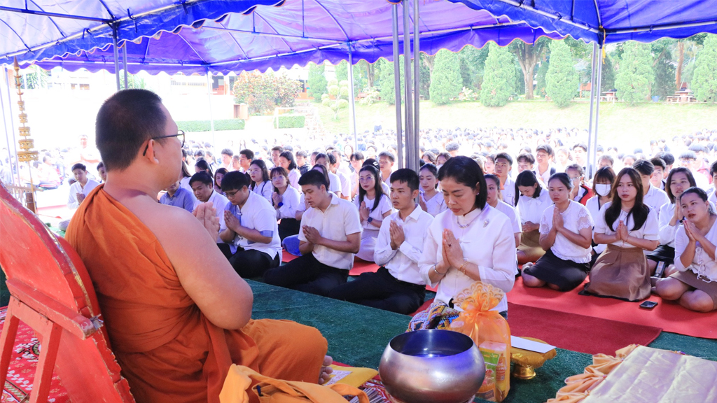 พิธีหล่อเทียนพรรษา เนื่องในวันเข้าพรรษา ประจำปี 2568