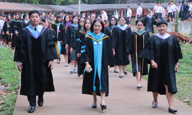 พิธีปัจฉิมนิเทศ และแสดงความยินดีกับนักเรียนที่สำเร็จการศึกษา ระดับชั้นมัธยมศึกษาปีที่ 3 และ ระดับชั้นมัธยมศึกษาปีที่ 6 ประจำปีการศึกษา 2568 รุ่น “อรุณวิสุทธิ์”