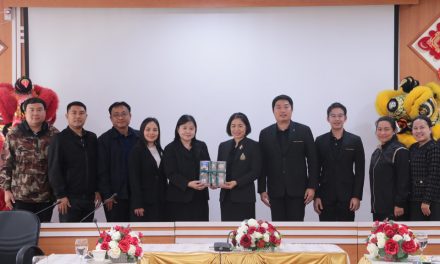ให้การต้อนรับวิทยาลัยเทนิคสารภี เนื่องในโอกาสที่มานิเทศติดตามการจัดการเรียนการสอน และปรึกษาหารือแนวทางการเปิดสาขาวิชาใหม่ในรูปแบบทวิศึกษาของนักเรียนทวิศึกษาชั้น ปวช.ปีที่ 1 โรงเรียนอรุโณทัยวิทยาคม
